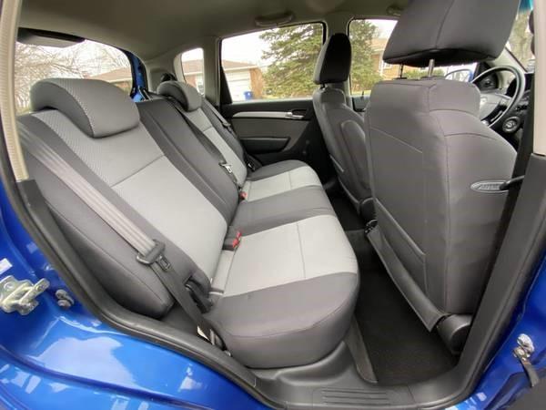2010 Chevrolet Aveo5 LT: interiormods