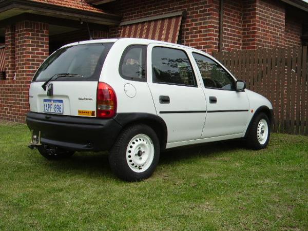 1996 Holden Barina SB: main
