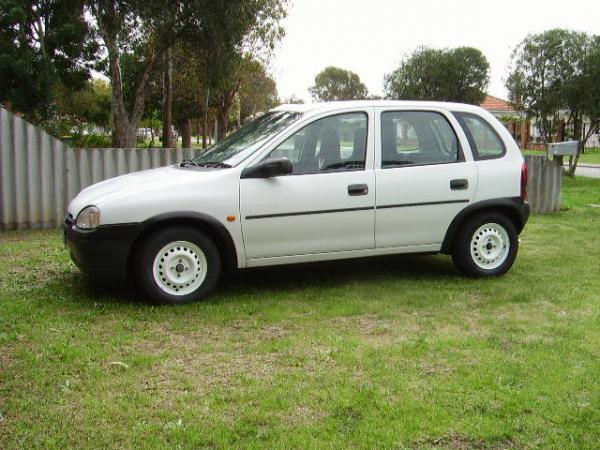 1996 Holden Barina SB: wheelsandtires