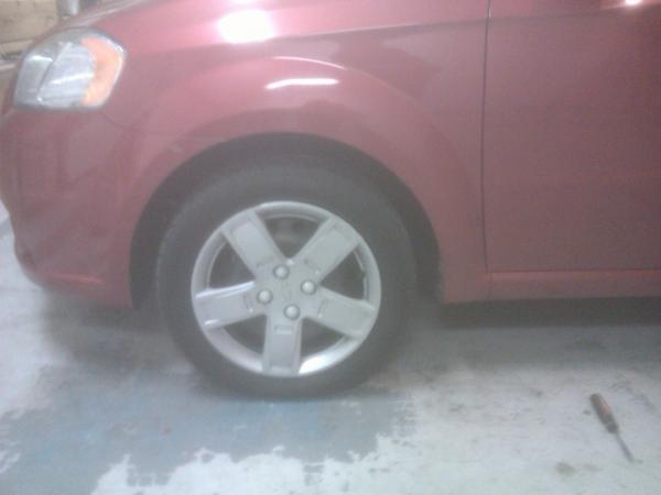 2010 Chevrolet Aveo: wheelsandtires